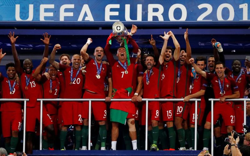 Đội tuyển bóng đá quốc gia Bồ Đào Nha đã vô địch Euro 2016