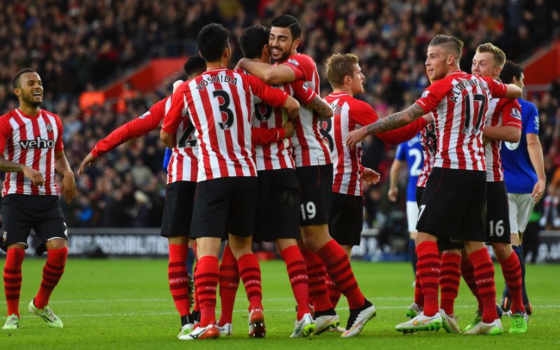 Southampton có thành tích nổi bật ở Premier League và các cúp quốc nội